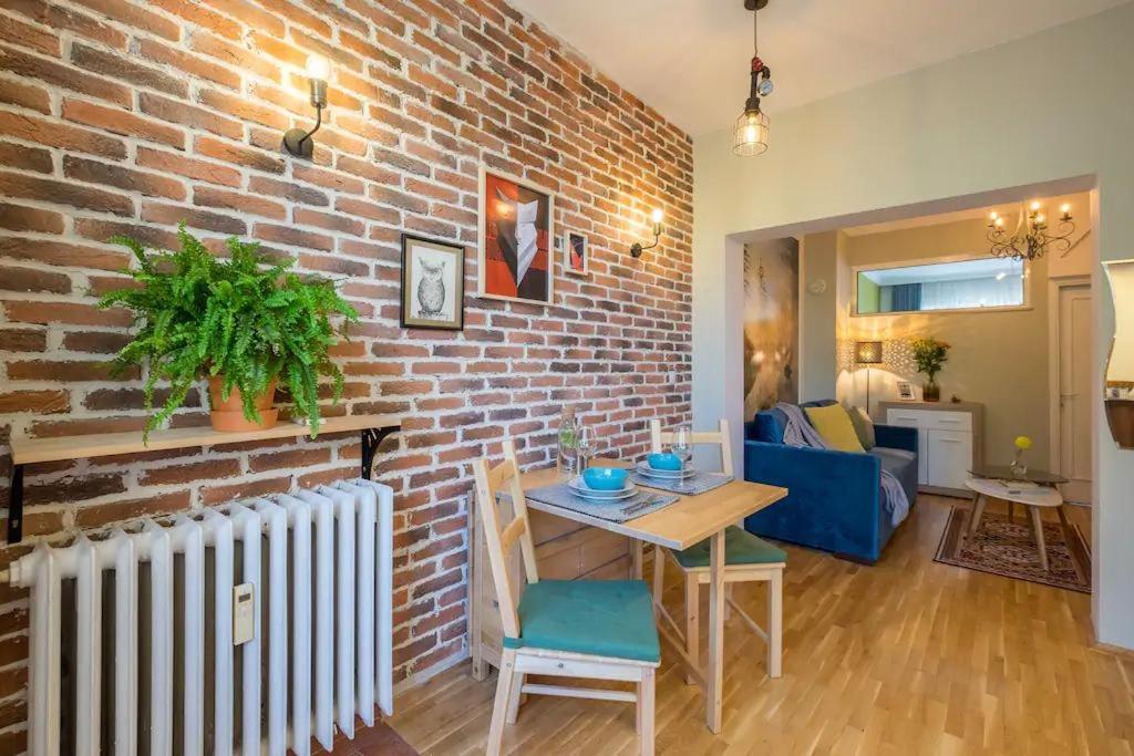 Funky Fresh Place In The Heart Of София Екстериор снимка